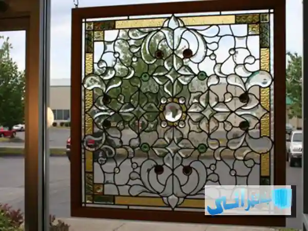 اجرا و نصب شیشه دکوراتیو چگونه انجام می شود؟